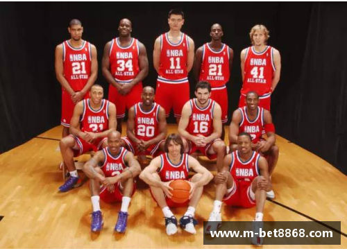 NBA球赛背后的剧本：赛场内外的角逐与悬念